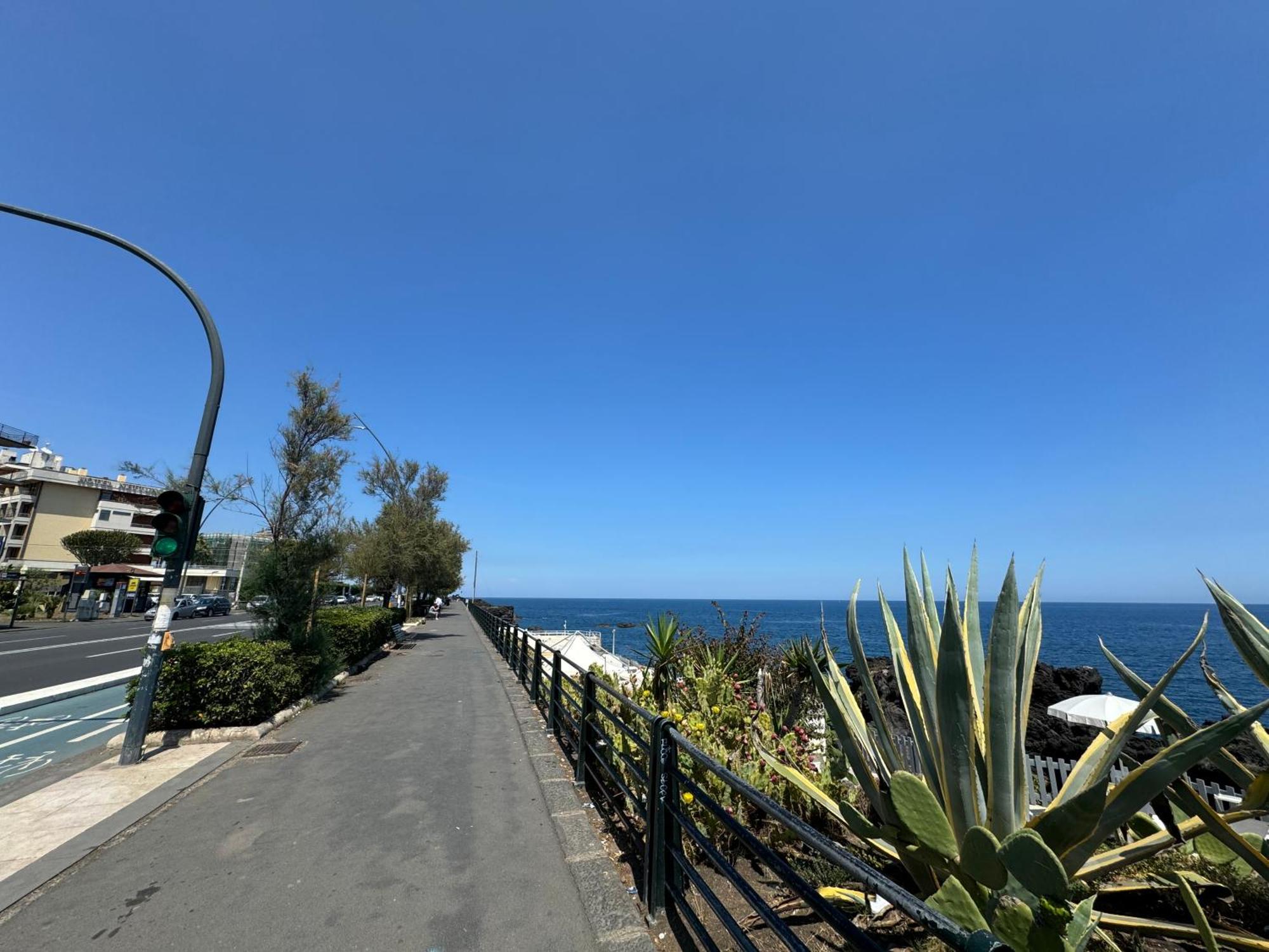 Villa Rama Aci Castello Luaran gambar